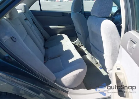 2003 Toyota Camry Le from USA, damaged, VIN 4T1BE32KX3U713054